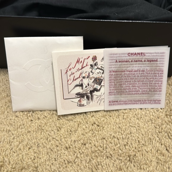 Chanel black Mary Jane style pumps - AUTHENTIC -size 39 European / 8 1/2 US - Picture 13 of 16